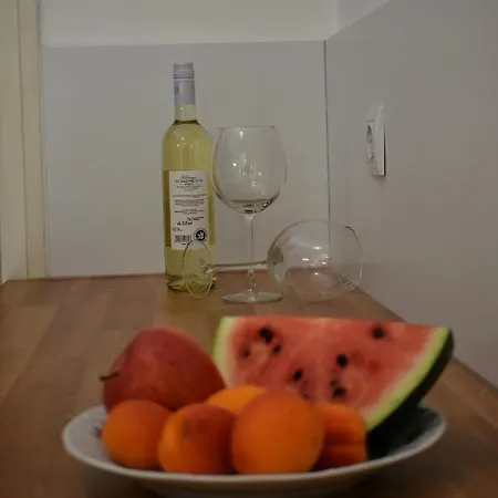 Apartman Helikon 32 *