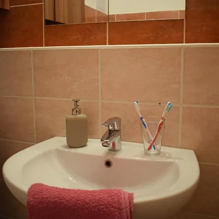 アパート Helikon 32