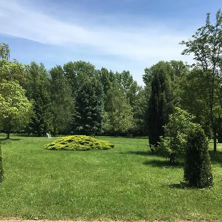 アパート Helikon 32